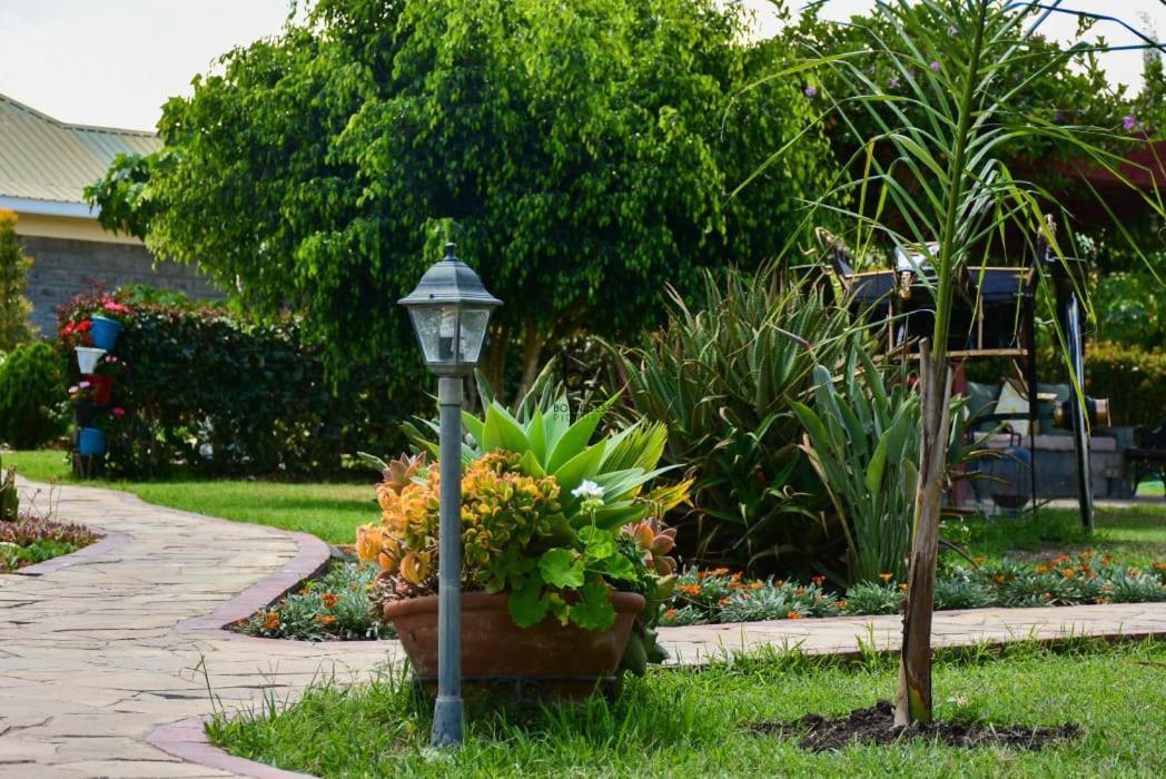 Bed and Breakfast Tumaini Gardens Kajiado Exterior foto