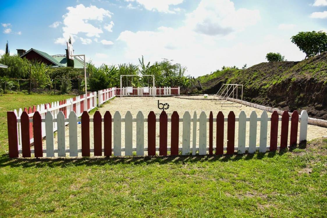 Bed and Breakfast Tumaini Gardens Kajiado Exterior foto